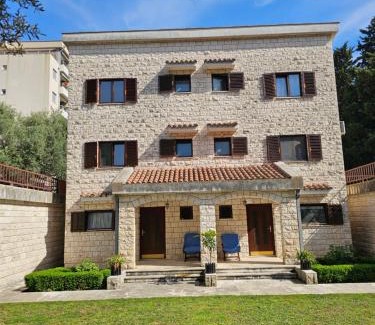 Golubovina Apartment | Bravo Plus: Highly Rated Family-Friendly Hotel Awaits