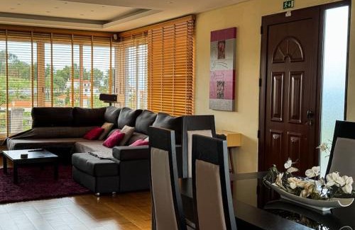Sao Jorge House | Cozy Retreat at Brazão Guest House - Child Friendly Stay