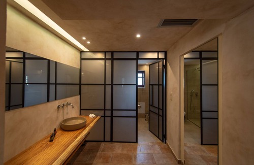 Karvelas Hotel | Discover Brazzo di Maina: Dive into Family-Friendly Fun