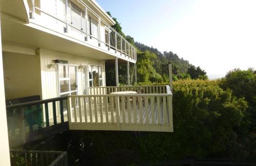 Lowry Bay Bed & Breakfast | Discover York Bay: Ocean View & Pool, Rated 10/10!