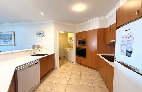 Yamba Apartment | Experience Breakers 2/7: Family-Friendly Getaway Near the Beach