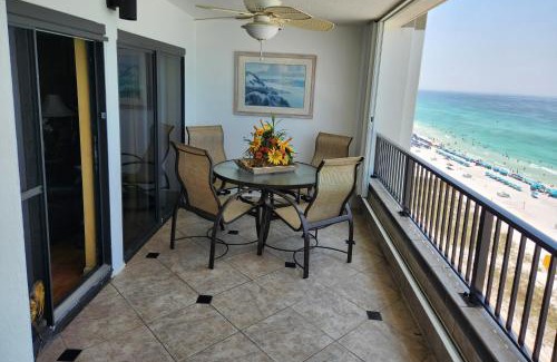 Destin Apartment | Beachfront Getaway at Breakers East 1203 with Pool Access