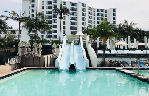 Umhlanga Apartment | Discover Breakers Resort Umhlanga for Happy Holidays