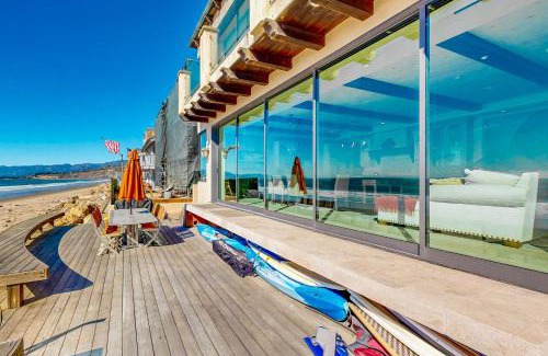 Mussel Shoals House | Unforgettable Breakers Way Adventure with Oceanfront Views
