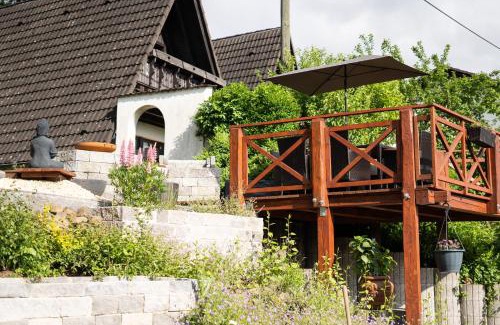 Horschhausen Bed & Breakfast | Indulge in Breakfast in Bed with Oceanfront Views