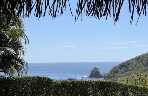 Islita Villa | Prime Villa Steps from the Beach with Ocean View Amenities
