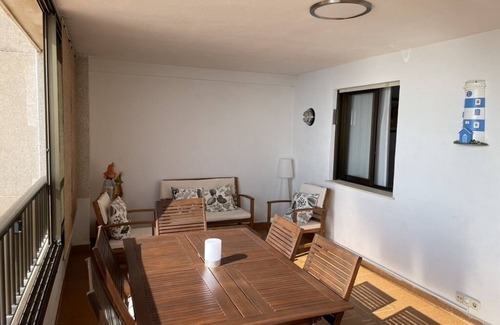 Faro de Cullera Apartment | Waterfront Breakfast Bliss with Ocean View & Pool Access