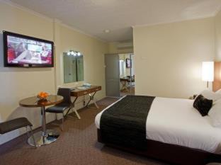 Queanbeyan Hotel | Explore BreakFree Queanbeyan: Family-Friendly with Pool
