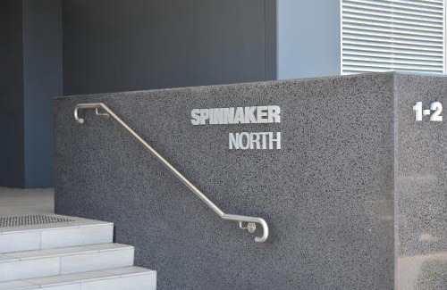 New Port Apartment | Relax at Breakwater Apartment: 4-Star Retreat with Spa