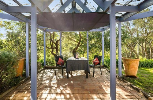Breamlea House | Oceanview Retreat at Breamlea Beach House 3 for Families