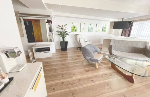 Fujisawa Hotel | Guest Rated: Breath Hotel with Hot Tub & Family Amenities