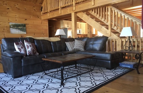 Lake Lure Cabin | Unforgettable Log Mountain Lodge at Rumbling Bald Resort