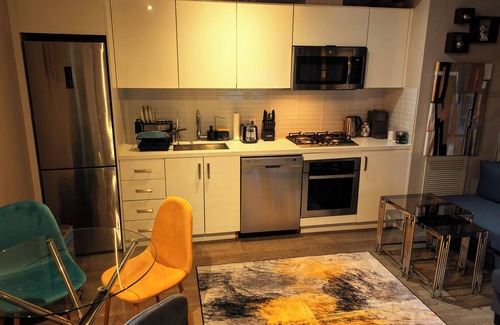 Connaught Condo | Breath~Taking~View~22th Floor~Balcony&Bedroom/4Guest DT Skyline#1010 6st SW