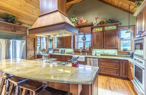 River Ridge House | Cozy Riverfront Home with Game Room & Pet-Friendly Vibes