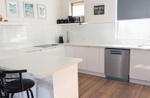 Lancelin House | Experience Breathe Ezy - Steps from Lancelin Sand Dunes!