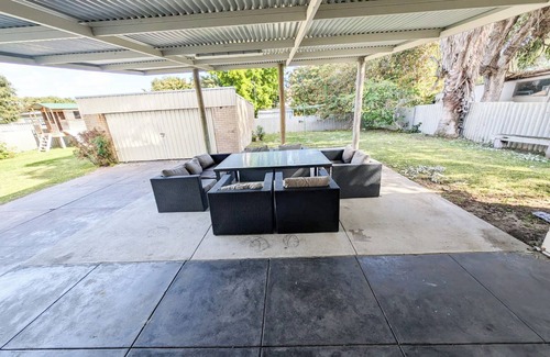 Lancelin House | Experience Breathe Ezy - Steps from Lancelin Sand Dunes!