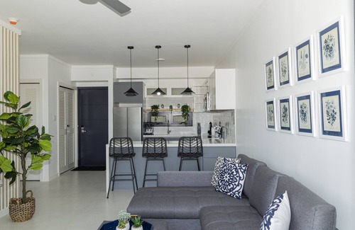 New Kingston Apartment | Top-Rated Breathing Space - VIA at Braemar with Ocean Views