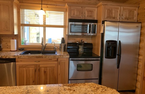 Dingle House | Stunning Bear Lake Views with Pool, Spa & Pet-Friendly Stay