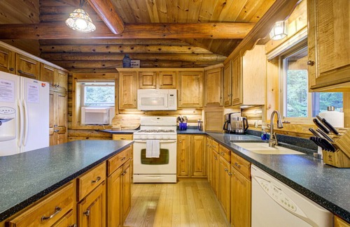 Center Conway Cabin | Scenic Cabin Retreat with Amazing Views & Family Amenities