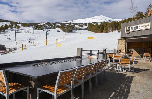 Breckenridge Condo | Experience Ski-in/Ski-out Bliss at Grand Colorado on Peak Eight