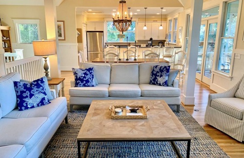 Bald Head Island House | Experience Scenic Marsh Views at Bald Head Island Hotel