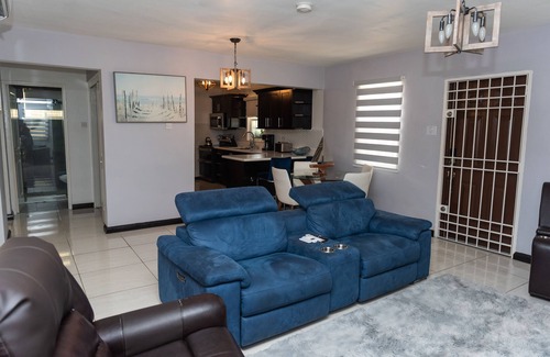 Portmore House | Scenic Oceanfront Retreat with Family-Friendly Amenities