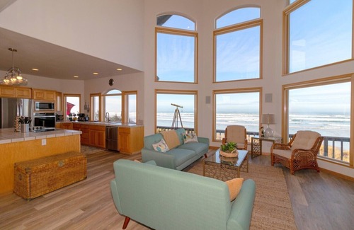Florence House | Serene Oceanfront Retreat with Spa & Pet-Friendly Amenities