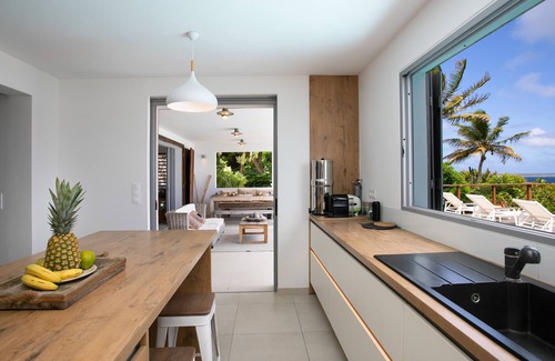 Cul de Sac Villa | Oceanfront Villa with Breathtaking Sea Views at Orient Beach