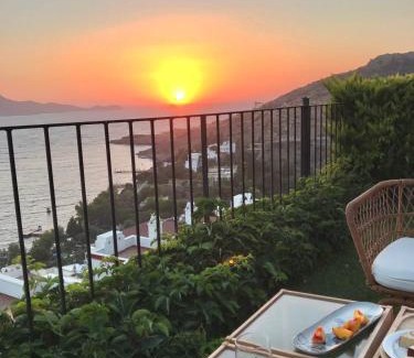 Dagbelen Apartment | Serene Oceanfront Retreat with Garden & Family-Friendly Perks
