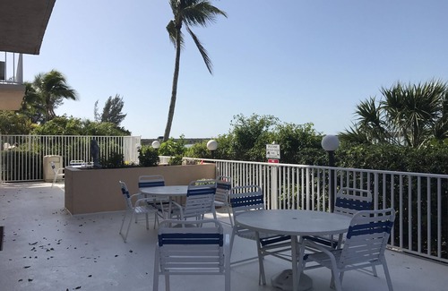 Fort Myers Beach Condo | Unforgettable Gulf Views at Lovers Key Beach Club 304