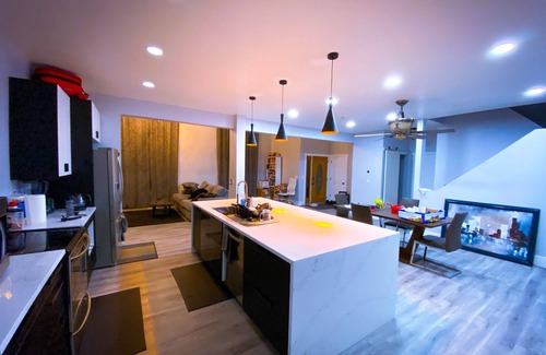 Draper House | Unforgettable Valley Views with Family-Friendly Amenities