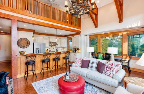 Boone Condo | Book Now for Breathtaking Views & Fabulous Kitchen Awaits