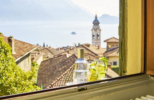 Menaggio Apartment | Scenic Lake View Apartment with Kitchen & Breakfast Included
