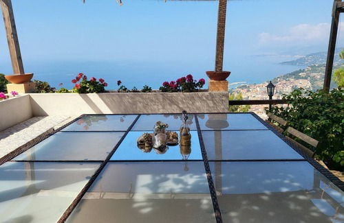 Camporosso Apartment | Breathtaking view of the Monaco & Cote d'Azur!