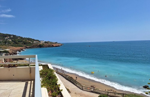 Sete Apartment | Unforgettable Oceanfront Escape with Spectacular Views