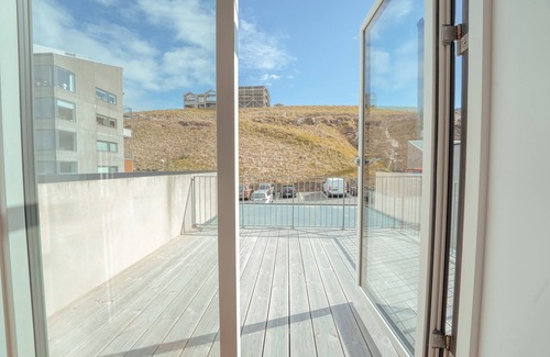 Streymoy Apartment | Scenic Retreat - 4-Star Comfort with Breathtaking Views