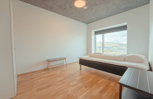 Streymoy Apartment | Scenic Retreat - 4-Star Comfort with Breathtaking Views
