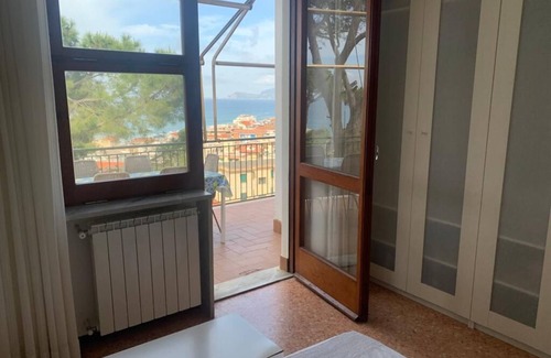 Sperlonga Apartment | Escape to Breathtaking Sea Views and Pet-Friendly Comfort