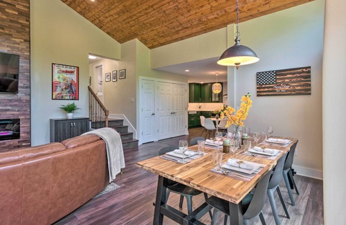 Chimney Rock Cottage | Unforgettable Chimney Rock Home with Oceanfront Views