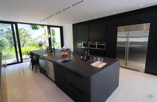 Herzliya Pituach Apartment | Elegant Villa with Pool & Sauna Steps from the Beach