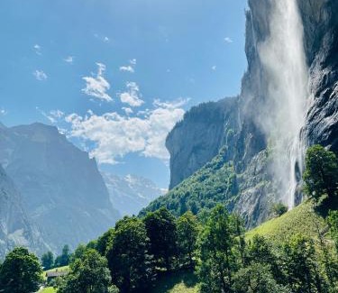 Lauterbrunnen Apartment | Idyllic Waterfall Apartment with Oceanfront Views & Dining
