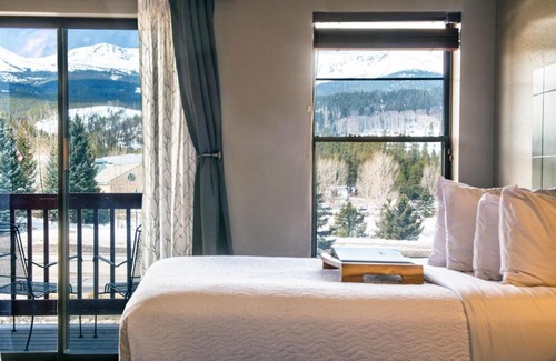 Breckenridge Hotel | Comfortable Stay at Breck Inn - Pet & Child Friendly