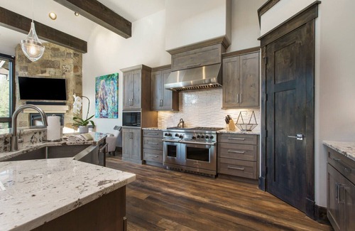 Peak 8 Villa | Breckenridge 49 - Four Bedroom Villa, Sleeps 10