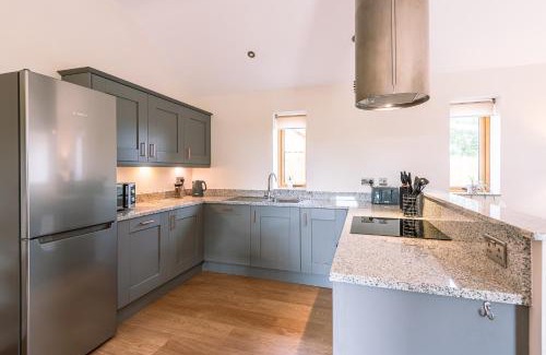 York House | Discover Brecks Farm: Pet-Friendly Stay with 9.8 Rating