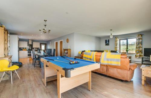 Coelbren House | Discover Breconview Lodge: Family & Pet-Friendly Retreat