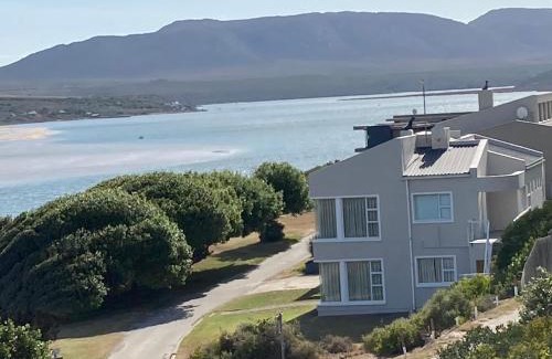 Witsand House | Scenic Breede View Holiday Home with Oceanfront Amenities