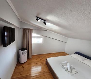 Nea Playia Apartment | Highly Rated Breeze Apartments - Nea Plagia for Families