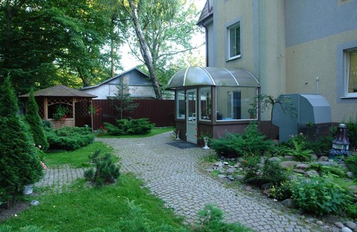 Svetlogorsk House | Discover Breeze Baltiki: Hot Tub & Kitchen Awaits You