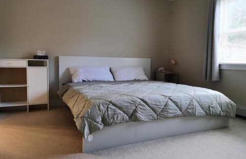 Halifax House | Breeze inn No1
