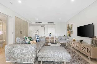 Mooloolaba Apartment | Discover Breeze Mooloolaba: 5-Star Oceanfront Retreat